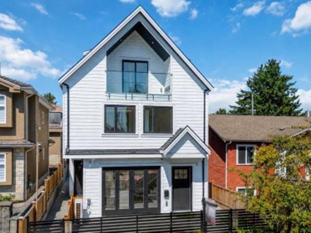 Duplex for sale in Hastings-Sunrise, Vancouver