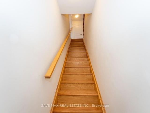 House for rent in Oakville, Golden Horseshoe
