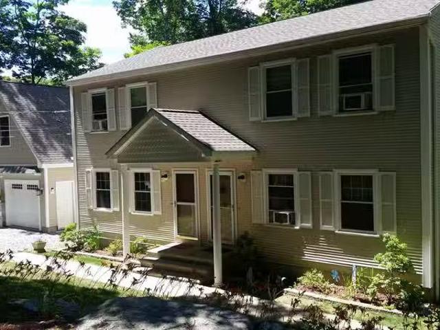 Condo for rent in Southbury