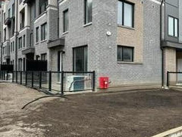 Townhouse for rent in Mississauga, Ontario