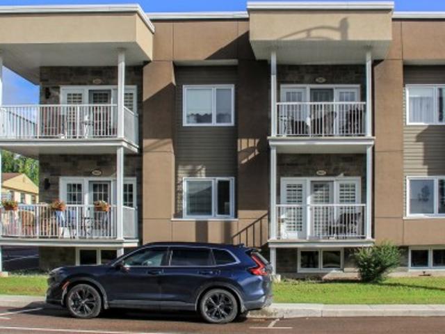 Condo for sale in Jonquiere, Quebec