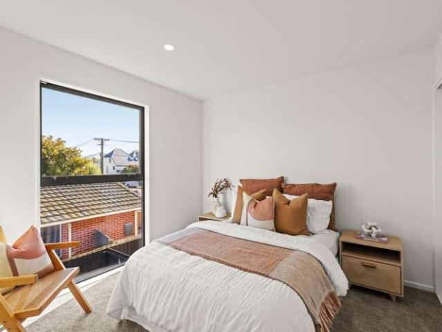 Townhouse for sale in Canterbury