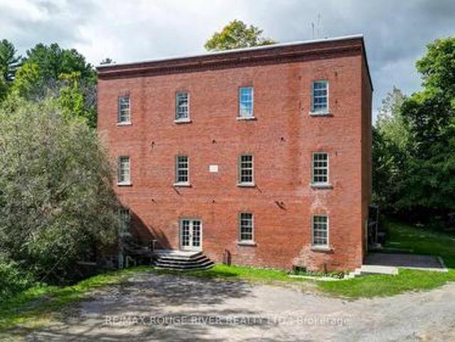 Commercial for rent in Port Hope, Ontario