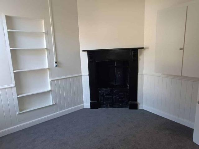 Townhouse for rent in Otakou