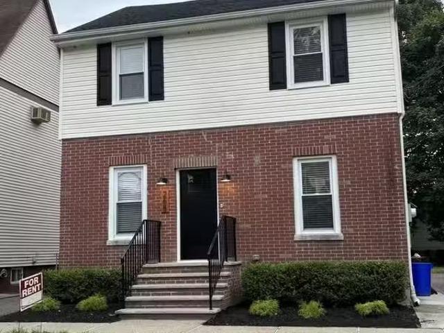 Condo for rent in Hackensack
