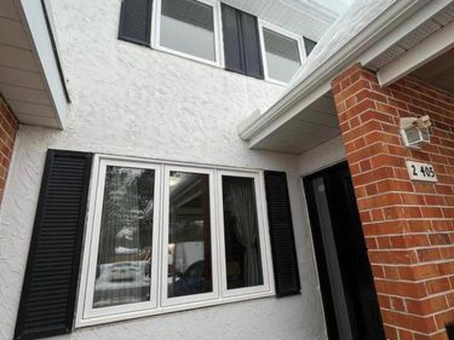 Townhouse for sale in Waterloo, Southwestern Ontario