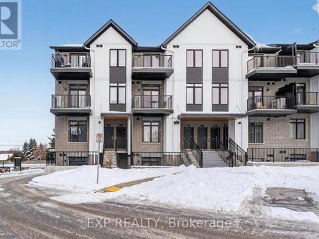 Townhouse for sale in Cambridge, Ontario