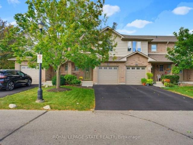 Townhouse for sale in Caledonia, Ontario