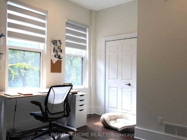 House for rent in Toronto Centre, Toronto