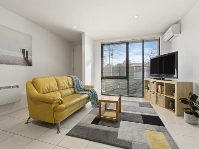 Apartment for rent in Elsternwick, Melbourne