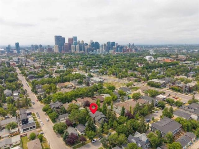 Townhouse for sale in Renfrew, Calgary