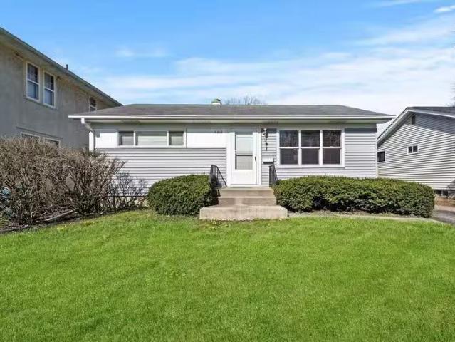 House for rent in Downers Grove