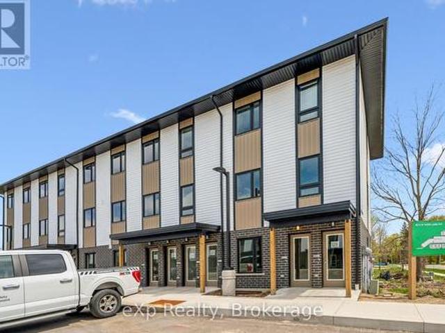 Townhouse for sale in Wellington, Ontario