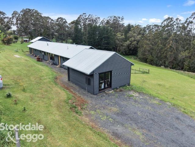 Cottage for sale in Mirboo North, Shire of South Gippsland