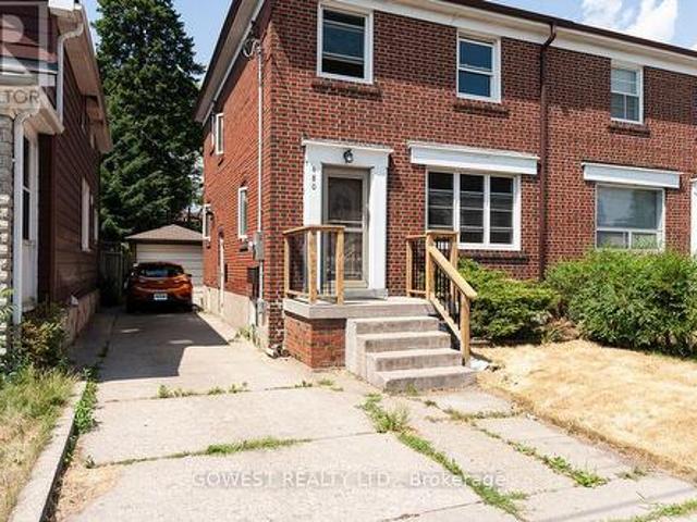 House for rent in Woburn, Ontario