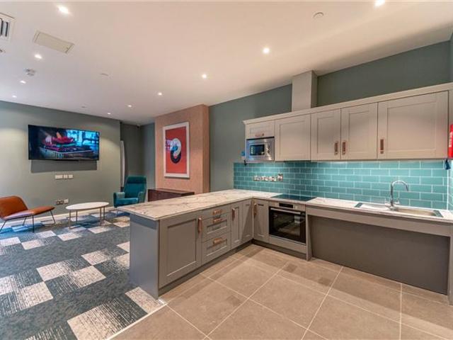 Apartment to rent in Bluebell, North Tipperary