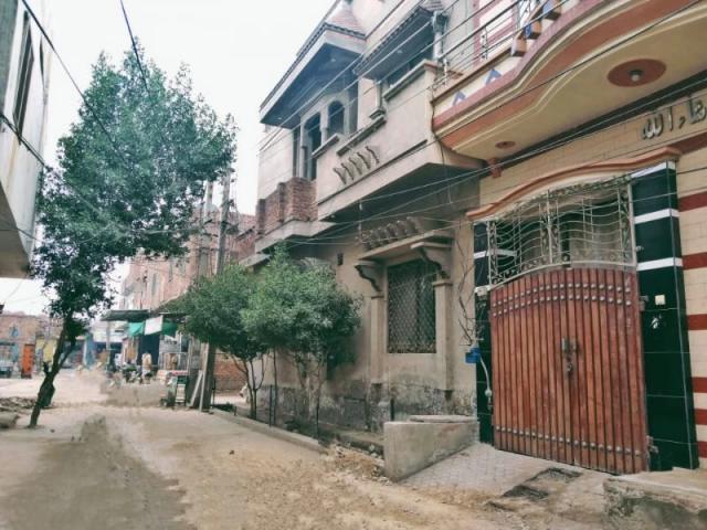 House for sale in Faisalabad, Islamabad Capital Territory