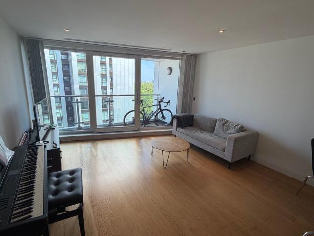 Apartment for rent in Belsize Park, Greater London