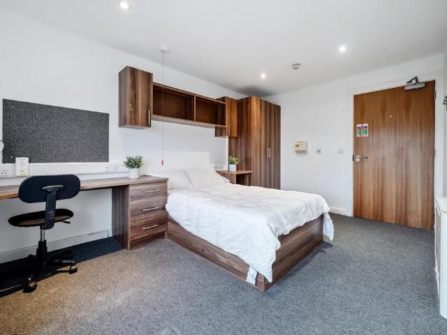 Apartment for rent in Mount Wise