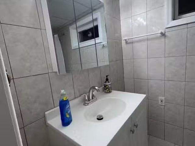 Condo for rent in Levittown