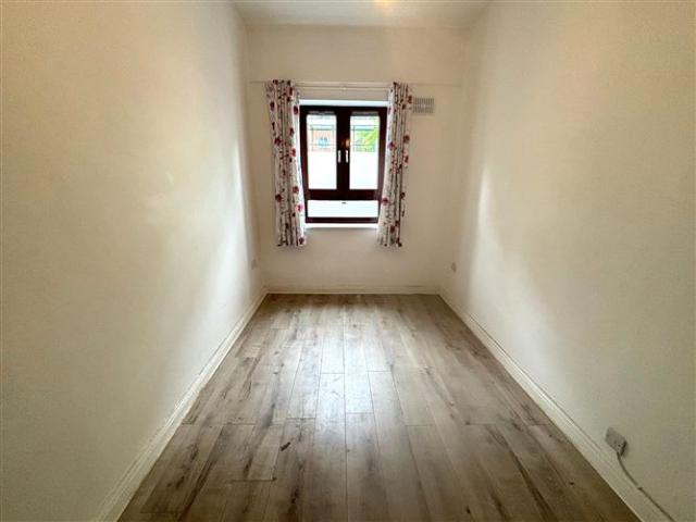 Apartment to rent in Bluebell, North Tipperary