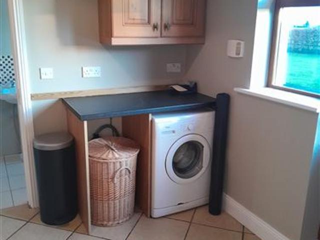 Detached House to rent in Fermoy, South Tipperary