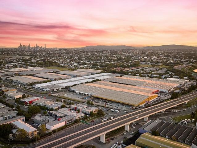Warehouse for rent in Hendra, Greater Brisbane