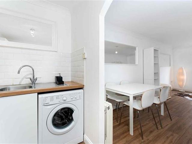 Apartment to rent in Bluebell, North Tipperary