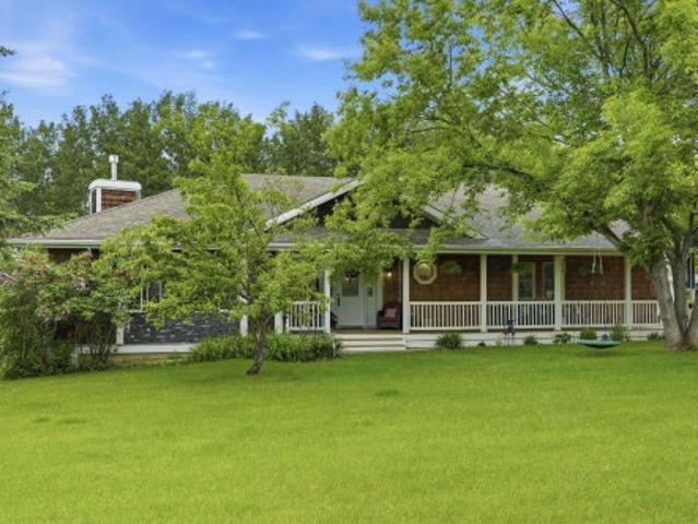 House for sale in Alberta