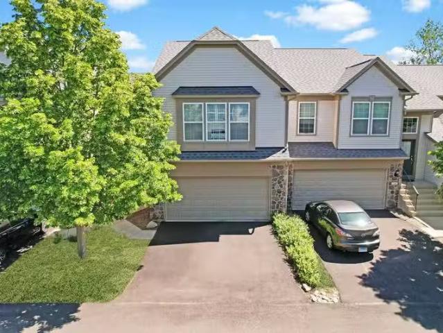 Condo for rent in Plainfield