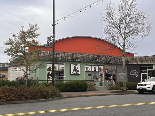 Commercial for rent in Surrey, British Columbia