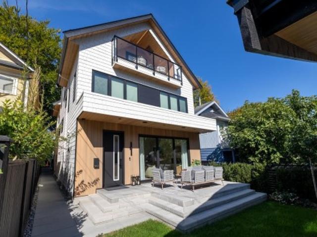 Duplex for sale in Riley Park, Vancouver