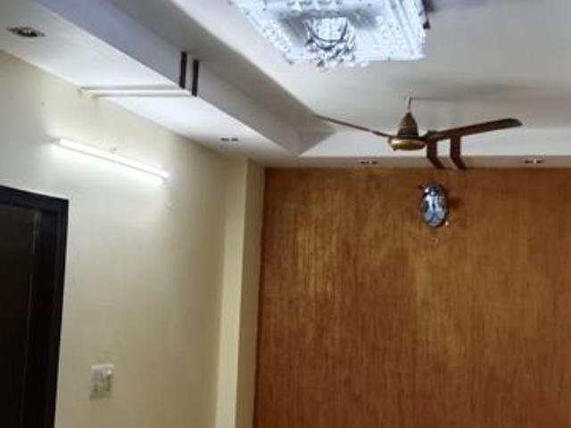 Property for rent in Deri