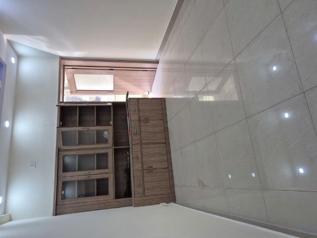 Flat for rent in Deri