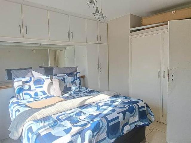 Apartment for sale in Seaview, Kwazulu-natal