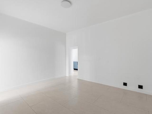 Apartment for sale in Cape Town, Western Cape