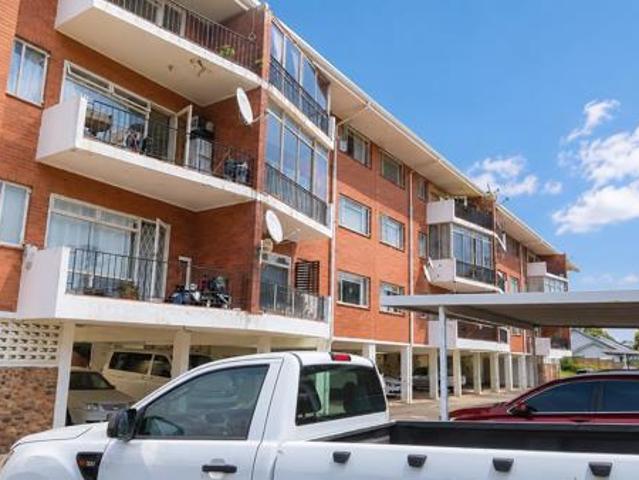 Flat for rent in Seaview, Kwazulu-natal