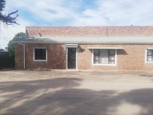 House for sale in Graaff Reinet, Eastern Cape