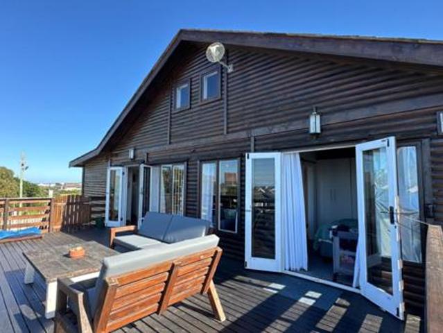 House for sale in Bushmans River Mouth, Eastern Cape