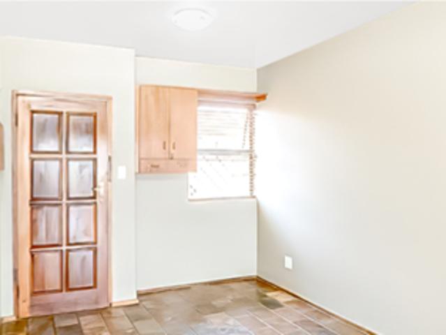 Townhouse for rent in Vosloorus, Gauteng