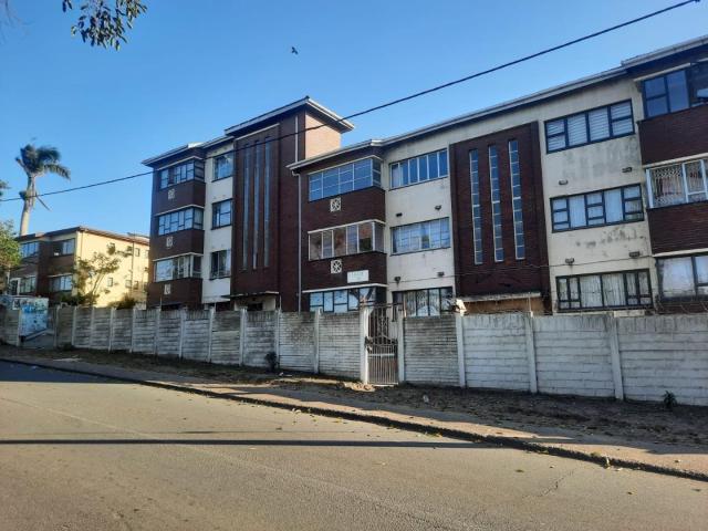 Apartment for rent in Montclair, Durban