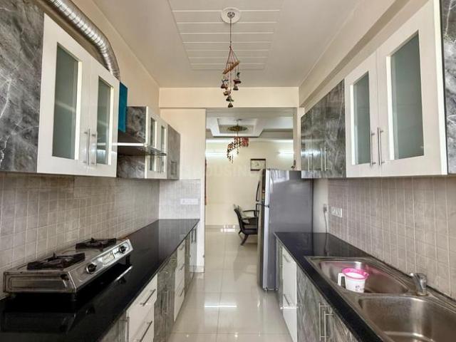 Flat for rent in Zirakpur, Punjab
