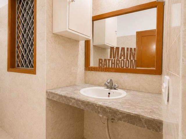 Flat for sale in South Delhi, Deri