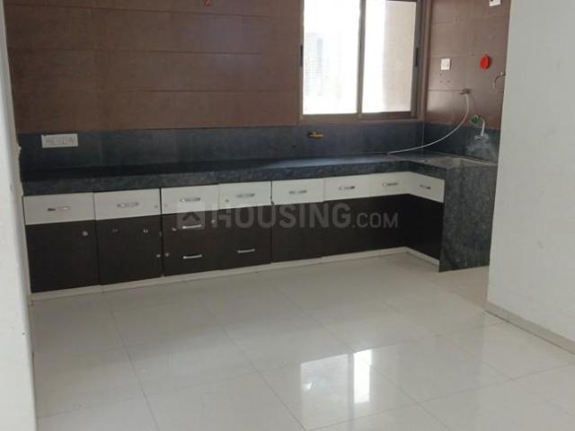 Flat for rent in Sarkhej, Gujarat