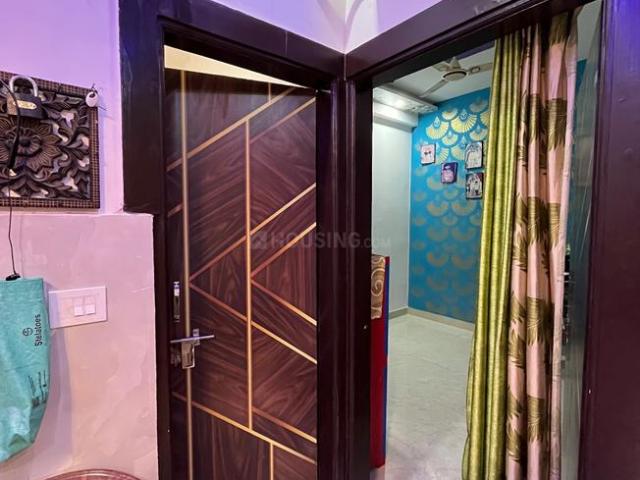 Flat for sale in North East Delhi, Deri
