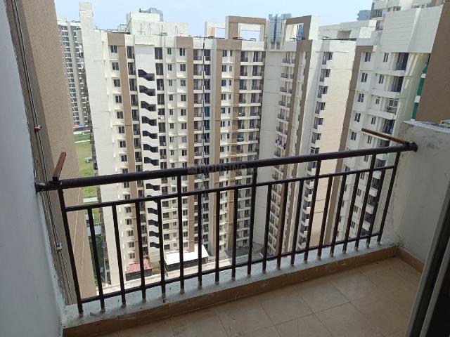 Flat for rent in Noida