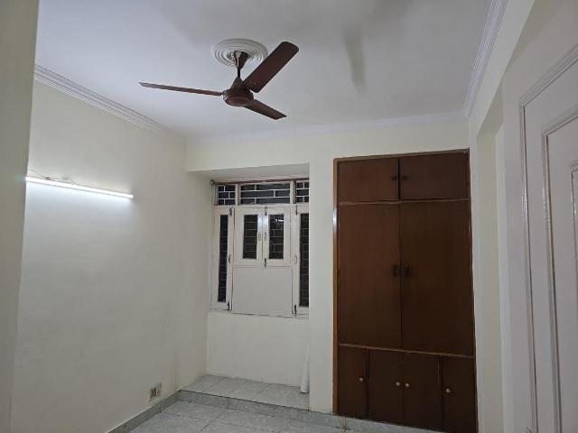 Flat for rent in West Delhi, Deri