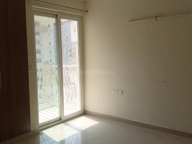 Flat for rent in Sector 143, Noida