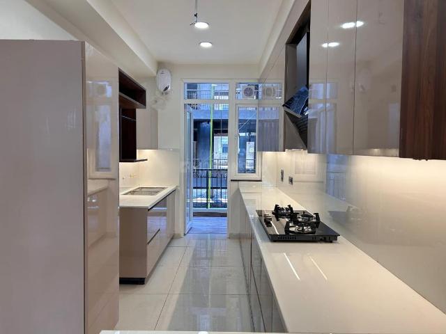 Flat for sale in Kharar, Punjab