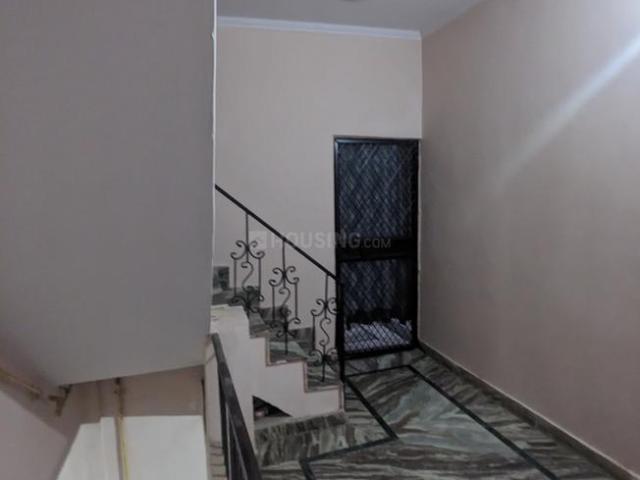 Flat for rent in South West Delhi, Deri